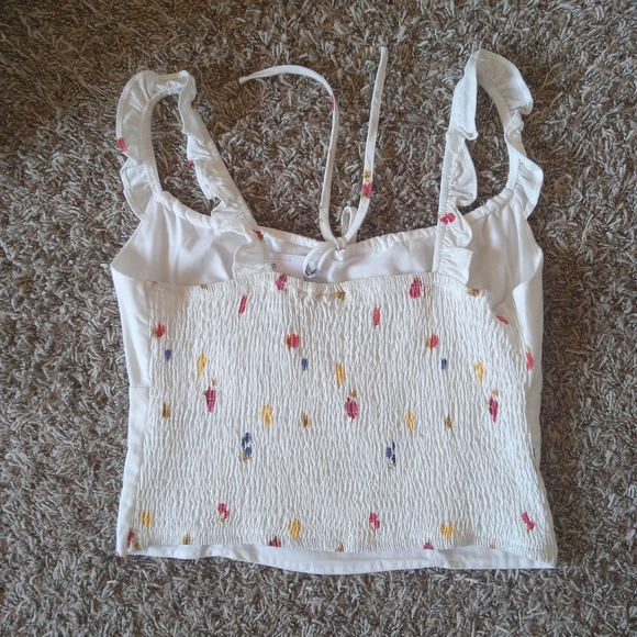 ADORABLE White Floral Cropped Tank Top NWT Size Large Juniors - Picture 6 of 6